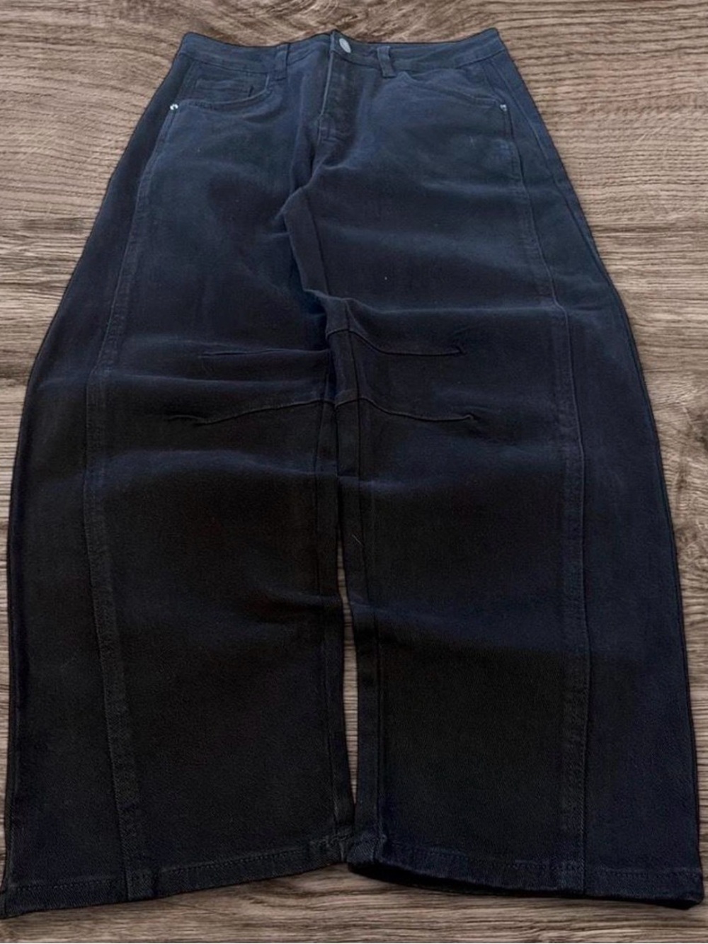 Black Wide-Leg Jeans